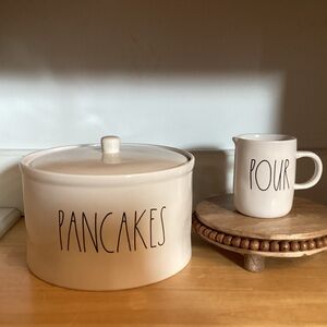 Rae Dunn Pancake and Pour set
